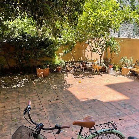 Studio Stay White Room Kalamata Bagian luar foto